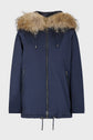 A navy blue winter parka courte coton with a zip front, drawstrings, and a large hood trimmed with brown faux fur. This veste matelassée femme features a cozy design and an optional capuche fourrure amovible for added versatility in chilly weather.