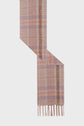 A soft écharpe à carreaux in wool, with a light pink and beige plaid pattern and delicate fringed ends, displayed on a white background.