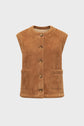 Brown suede vest with a round neckline, five front buttons, and two front pockets crafted in luxurious cuir d’agneau, displayed against a plain white background.
