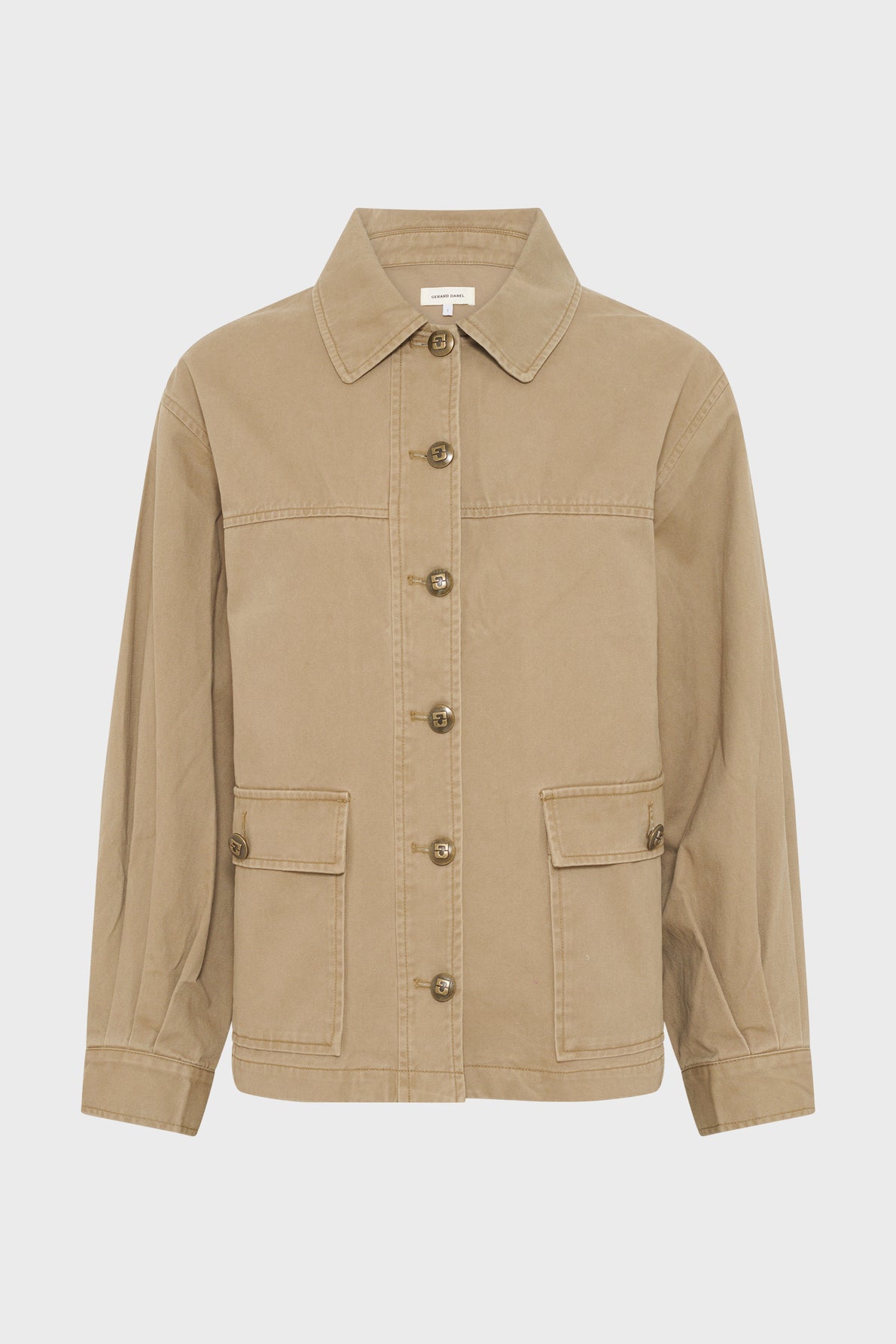 Tan button-up jacket with a collar, long sleeves, and two large front pockets, styled in the spirit of a blouson court femme, displayed on a plain white background.