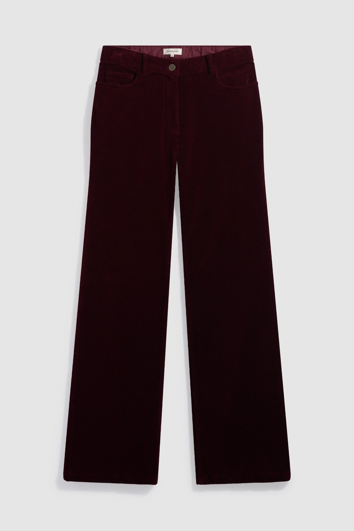 Pair of bordeaux pantalon velours côtelé with a wide-leg (pantalon large) cut, front pockets, belt loops, and a button closure, laid flat on a light gray background.