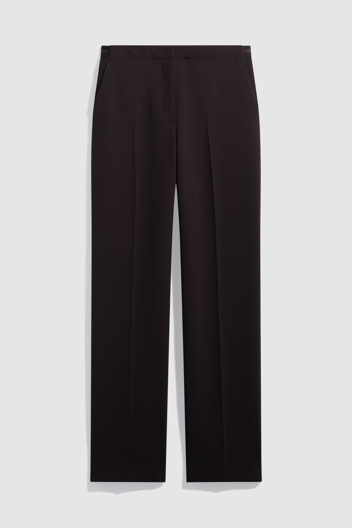A pair of black dress pants with straight legs, side pockets, and a flat front, displayed on a plain light background—these pantalon de tailleur offer a timeless look perfect for any occasion. Ideal as a pantalon femme chic option for both professional and elegant settings.