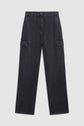 Black jean cargo pants laid flat on a white background. The pants feature a coupe droite with wide legs, two side pockets, and two large poches plaquées on the thighs. The waistband has belt loops and a button closure.