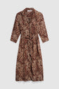 Brown and cream wrap dress with an imprimé cachemire paisley pattern, featuring three-quarter sleeves and a tie at the waist, displayed flat on a light gray background for a touch of allure bohème.