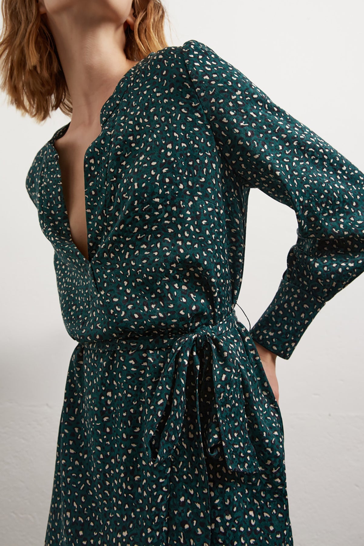 Tracey - Robe ceinturée à imprimé animalier
