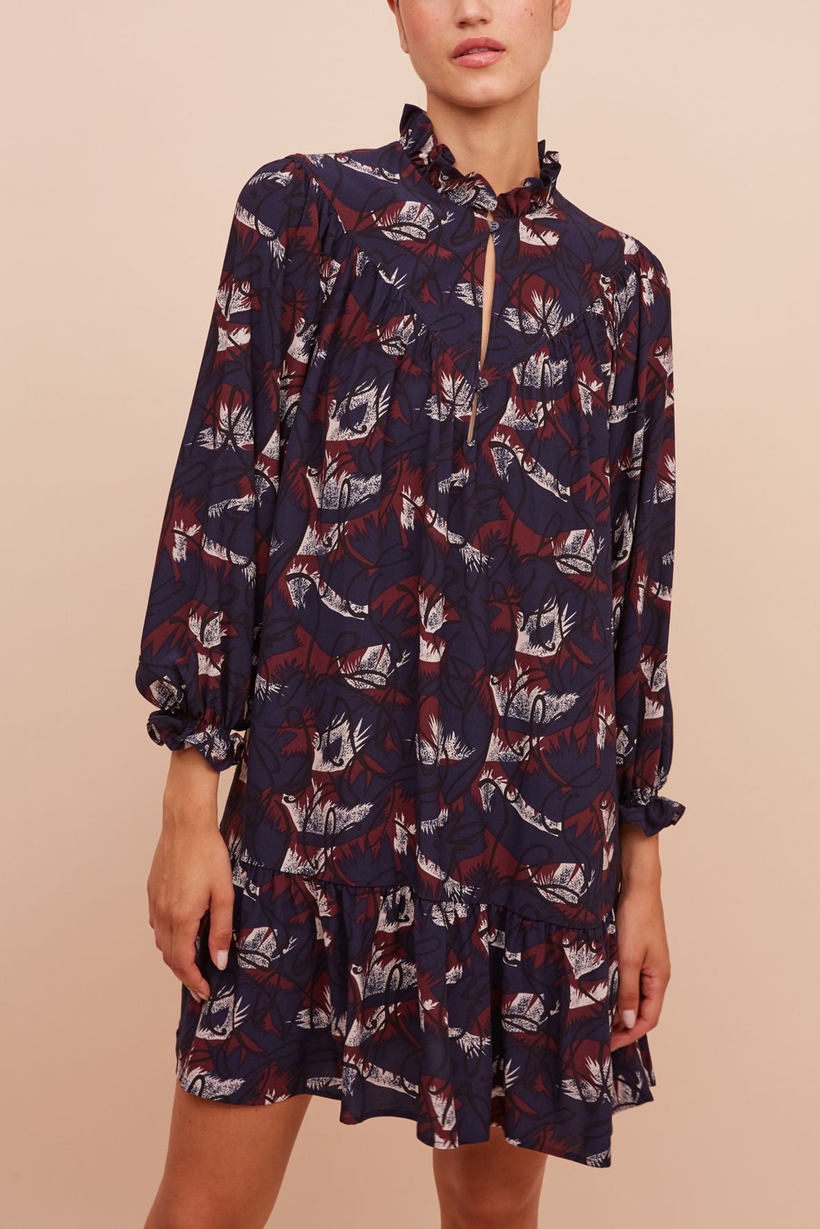 Robe courte et ample avec détails volantés - JULY