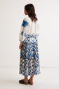 Jupe longue satinée motif Ikat - BLANCHE